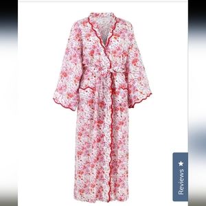 PINK FLORAL KIMONO ROBE WITH SCALLOPING